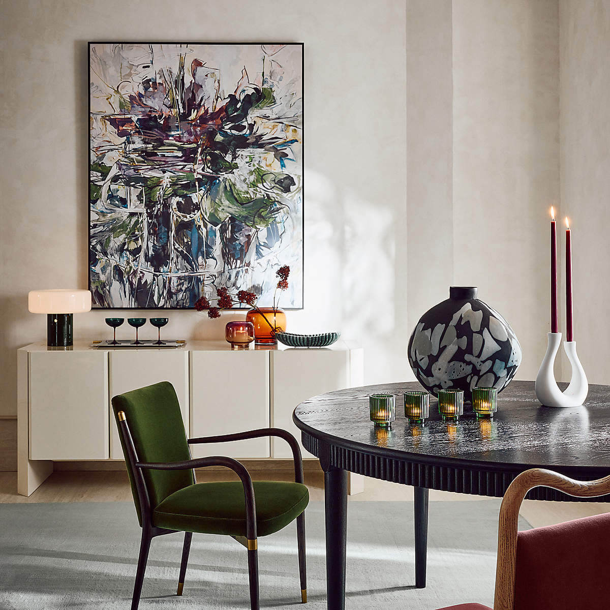 طاولة جانبية بسرير مع درج